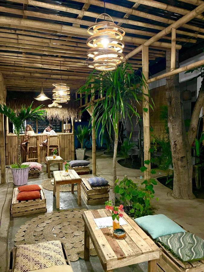 Mango Tree House Hotel Джили Трауанган Екстериор снимка