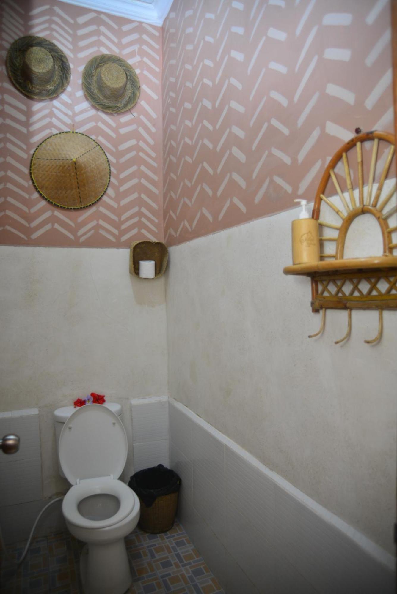 Mango Tree House Hotel Джили Трауанган Екстериор снимка
